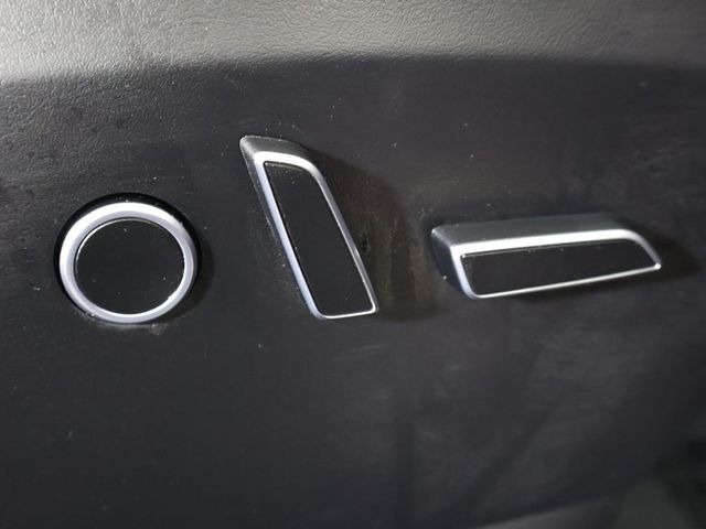 2022 Tesla Model X AWD - 22930654 - 29