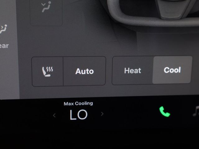2022 Tesla Model X AWD - 22930654 - 43