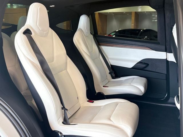 2022 Tesla Model X AWD - 22930057 - 26