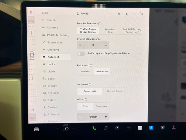 2022 Tesla Model X AWD - 22930057 - 31