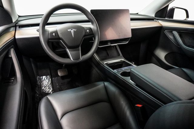 2022 Tesla Model Y Long Range AWD - 22935684 - 12