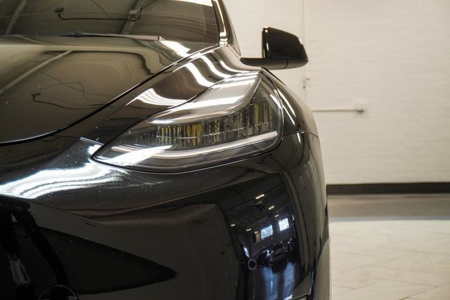 2022 Tesla Model Y Long Range AWD - 22935684 - 36