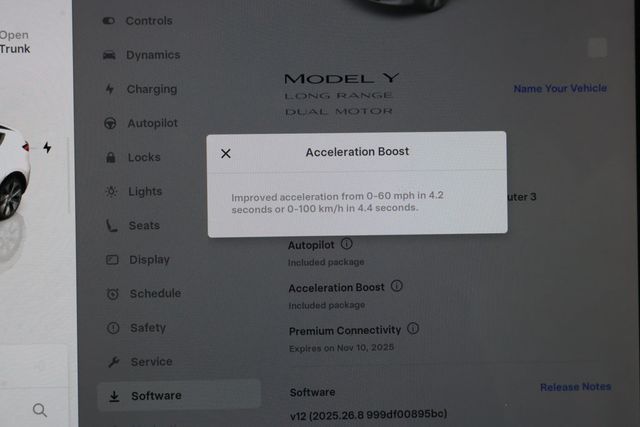 2022 Tesla Model Y Long Range AWD with B&W Premium Interior and Acceleration Boost - 22939231 - 12