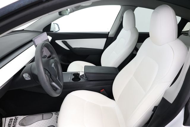 2022 Tesla Model Y Long Range AWD with B&W Premium Interior and Acceleration Boost - 22939231 - 20