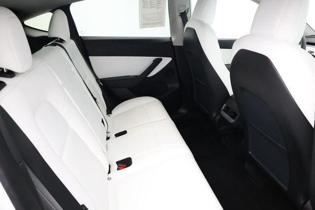 2022 Tesla Model Y Long Range AWD with B&W Premium Interior and Acceleration Boost - 22939231 - 23