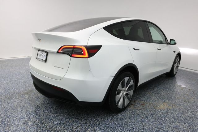 2022 Tesla Model Y Long Range AWD with B&W Premium Interior and Acceleration Boost - 22939231 - 2