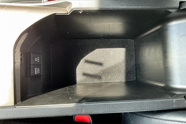 2022 Toyota Camry SE Automatic - 22906668 - 27