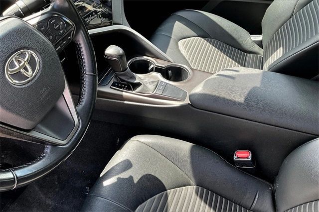 2022 Toyota Camry SE Automatic - 22906668 - 30