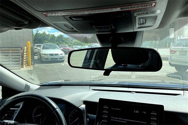 2022 Toyota Camry SE Automatic - 22906668 - 31