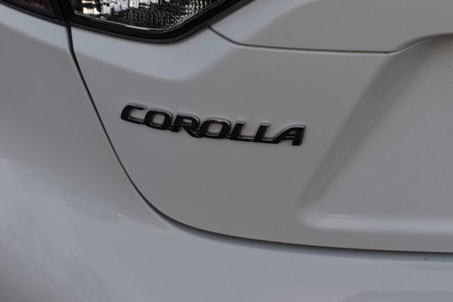 2022 Toyota Corolla LE CVT - 22798784 - 39