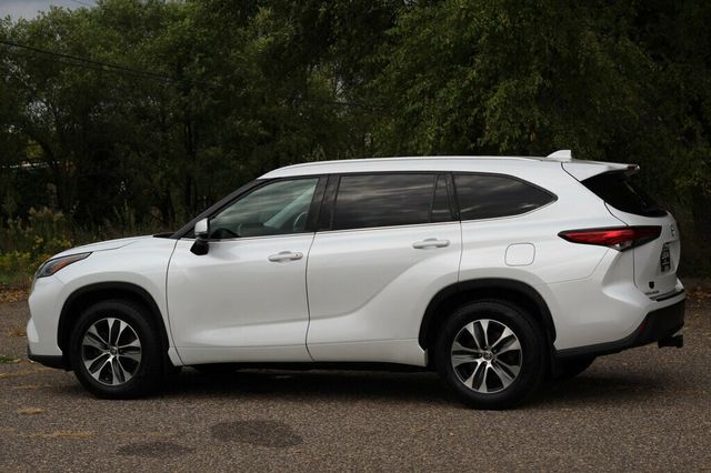 2022 Toyota Highlander ONE OWNER AWD XLE MOONROOF - 22928288 - 18