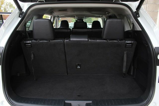 2022 Toyota Highlander ONE OWNER AWD XLE MOONROOF - 22928288 - 34
