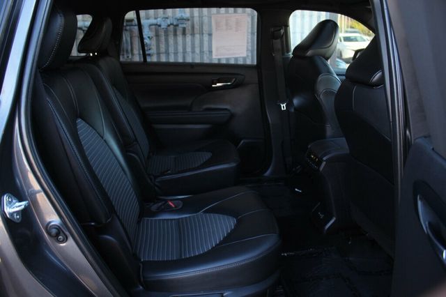 2022 Toyota Highlander ONE OWNER AWD XSE W/ PREMIUM ENTUNE JBL AUDIO SYSTEM/ NAVIGATION - 22920863 - 9