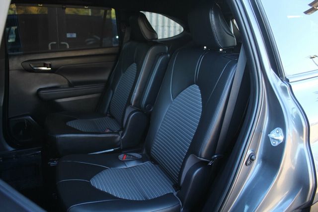 2022 Toyota Highlander ONE OWNER AWD XSE W/ PREMIUM ENTUNE JBL AUDIO SYSTEM/ NAVIGATION - 22920863 - 29