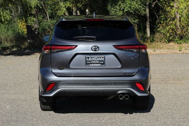 2022 Toyota Highlander ONE OWNER AWD XSE W/ PREMIUM ENTUNE JBL AUDIO SYSTEM/ NAVIGATION - 22920863 - 4