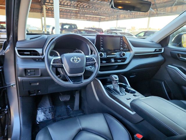 2022 Toyota Highlander XLE - 22935165 - 23