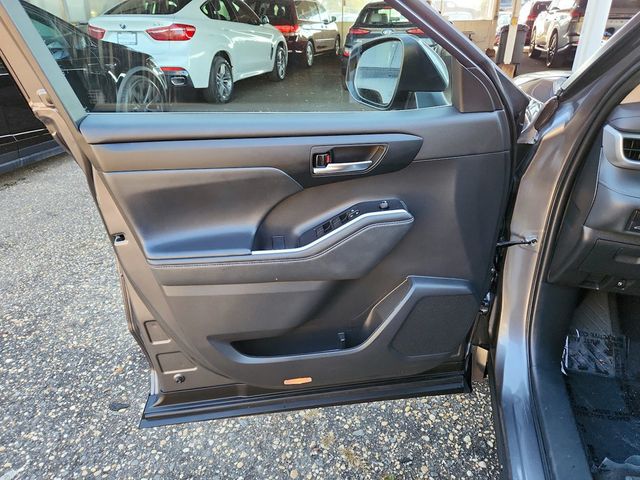 2022 Toyota Highlander XLE - 22935165 - 25