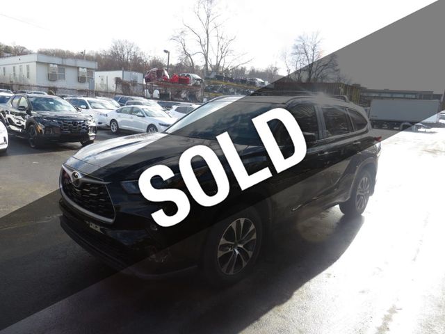 Used Toyota Highlander Xle Awd At Saw Mill Auto Serving Yonkers