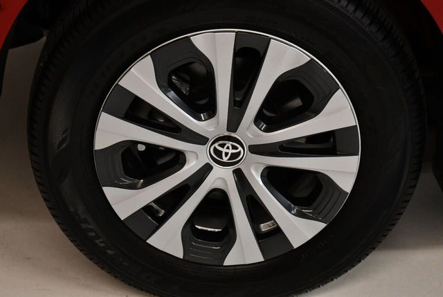 2022 Toyota Prius XLE AWD-e - 22218165 - 16