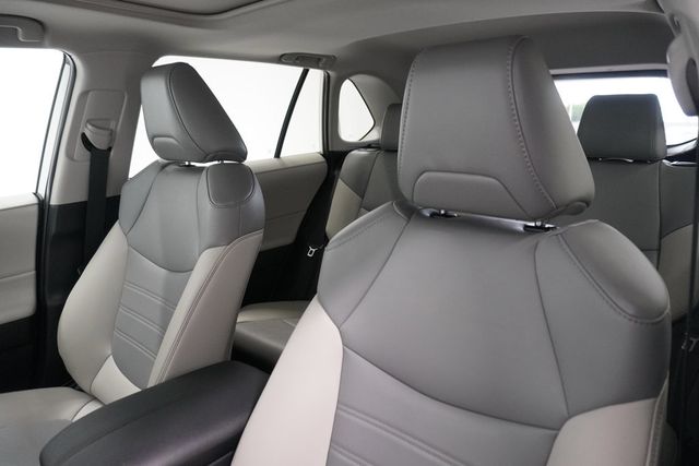 2022 Toyota RAV4 Hybrid XLE Premium AWD - 22821471 - 9