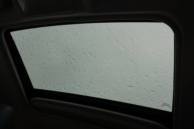 2022 Toyota RAV4 Hybrid XLE Premium AWD - 22821471 - 16