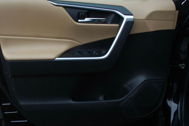 2022 Toyota RAV4 ONE OWNER AWD HYBRID XLE W/ HEATED SEATS, MOONROOF - 22934313 - 19