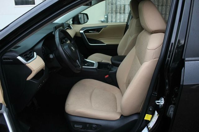 2022 Toyota RAV4 ONE OWNER AWD HYBRID XLE W/ HEATED SEATS, MOONROOF - 22934313 - 22