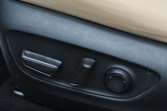 2022 Toyota RAV4 ONE OWNER AWD HYBRID XLE W/ HEATED SEATS, MOONROOF - 22934313 - 25