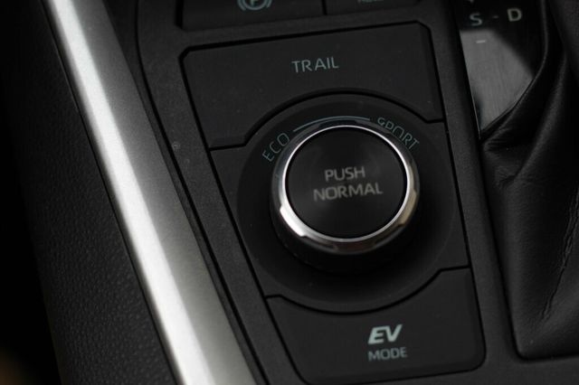 2022 Toyota RAV4 ONE OWNER AWD HYBRID XLE W/ HEATED SEATS, MOONROOF - 22934313 - 30