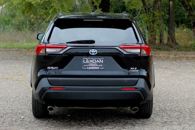 2022 Toyota RAV4 ONE OWNER AWD HYBRID XLE W/ HEATED SEATS, MOONROOF - 22934313 - 4