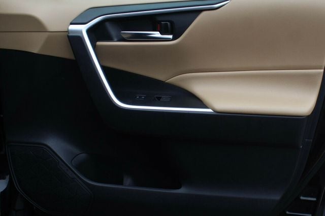 2022 Toyota RAV4 ONE OWNER AWD HYBRID XLE W/ HEATED SEATS, MOONROOF - 22934313 - 5