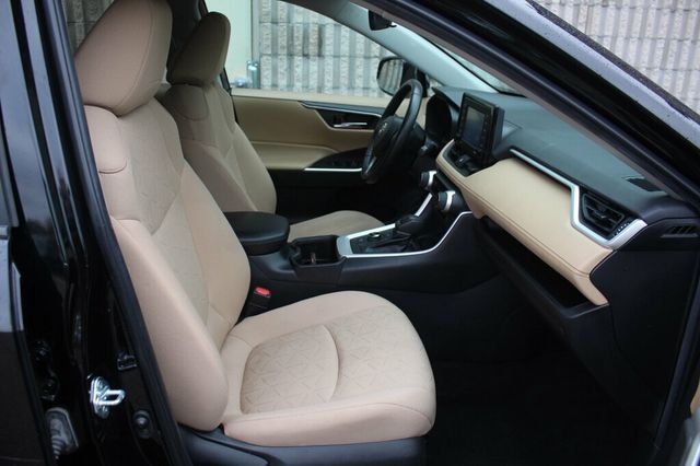 2022 Toyota RAV4 ONE OWNER AWD HYBRID XLE W/ HEATED SEATS, MOONROOF - 22934313 - 6