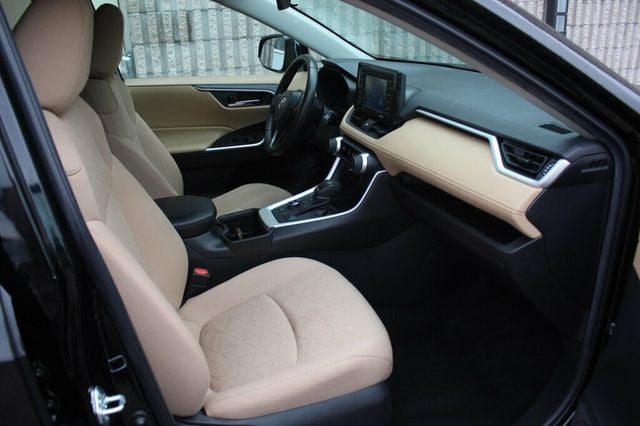 2022 Toyota RAV4 ONE OWNER AWD HYBRID XLE W/ HEATED SEATS, MOONROOF - 22934313 - 7