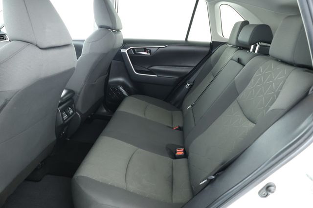 2022 Toyota RAV4 XLE with Convenience Package - 22906978 - 18