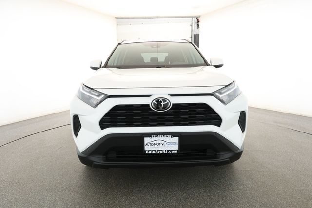 2022 Toyota RAV4 XLE with Convenience Package - 22906978 - 1