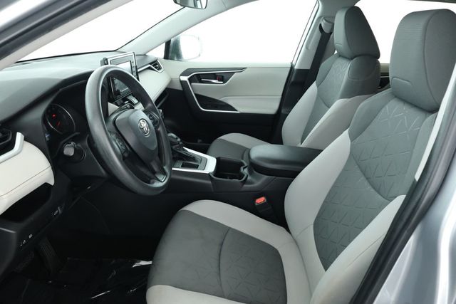 2022 Toyota RAV4 XLE with Convenience Package - 22913973 - 17
