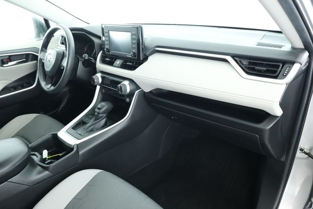 2022 Toyota RAV4 XLE with Convenience Package - 22913973 - 22