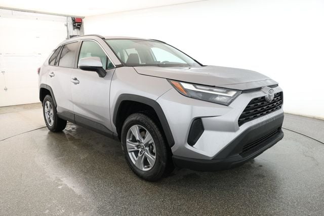 2022 Toyota RAV4 XLE with Convenience Package - 22913973 - 2