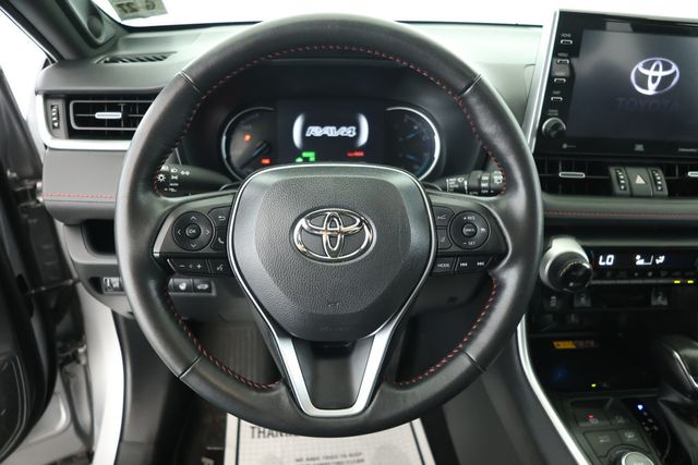 2022 Toyota RAV4 Prime XSE with Premium Audio & 6.6kW Onboard Charger & Weather Package - 22924567 - 11