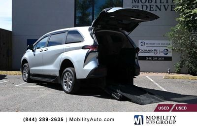 2022 Toyota Sienna - 5TDKRKEC0NS132581