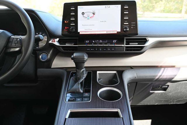 2022 Toyota Sienna LE FWD 8-Passenger - 22925026 - 21