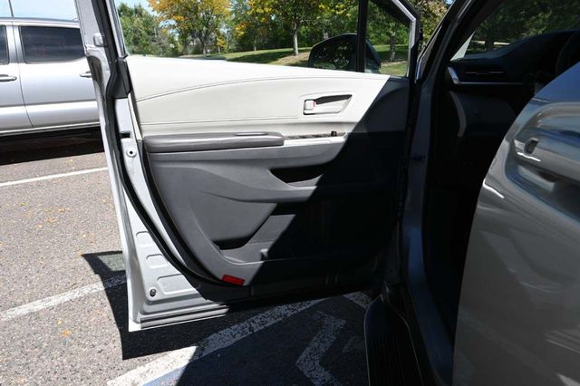 2022 Toyota Sienna LE FWD 8-Passenger - 22925026 - 25