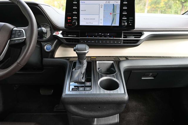 2022 Toyota Sienna Platinum AWD 7-Passenger - 22929824 - 22