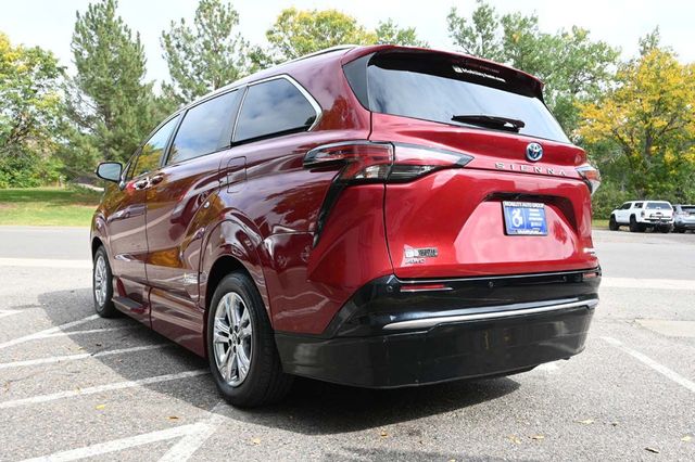 2022 Toyota Sienna Platinum AWD 7-Passenger - 22929824 - 7