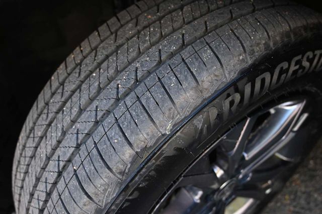 2022 Toyota Sienna XLE Handicap Mobility Van - 22926995 - 10