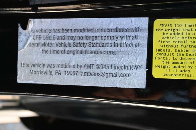 2022 Toyota Sienna XLE Handicap Mobility Van - 22926995 - 35