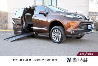 2022 Toyota Sienna - 5TDJRKEC9NS079195