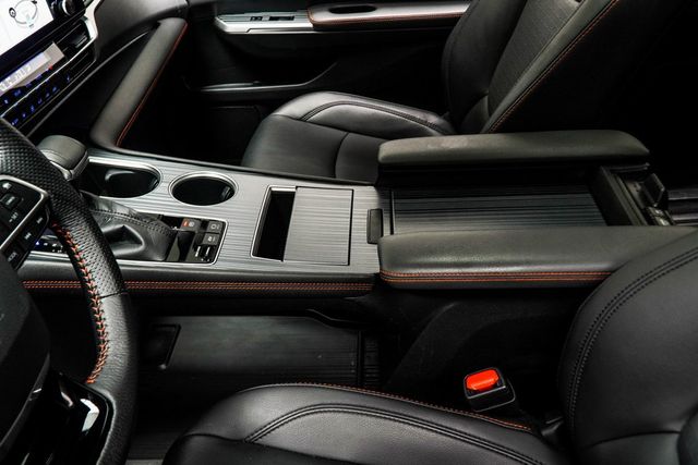 2022 Toyota Sienna XSE FWD 7-Passenger - 22935330 - 16