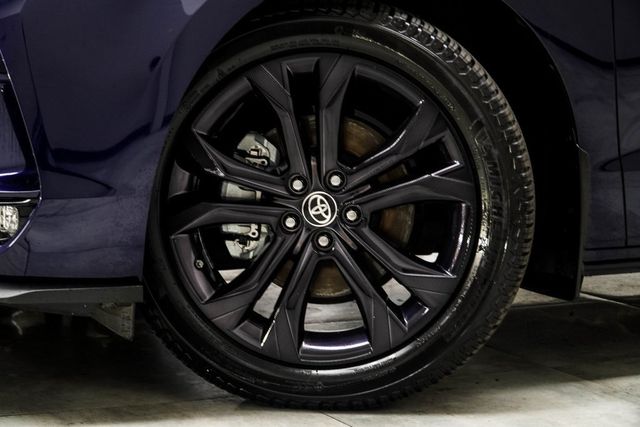 2022 Toyota Sienna XSE FWD 7-Passenger - 22935330 - 2