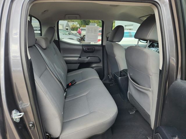 2022 Toyota Tacoma 2WD SR Double Cab 5' Bed I4 Automatic w/ Chrome Tube Steps - 22934216 - 12